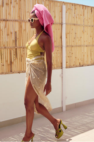 Beige bonnes vacances mirissa mesh pareo