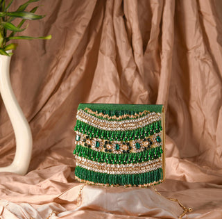 Green sukoon clutch