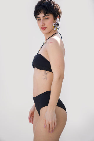 Black bonnes vacances matale bikini