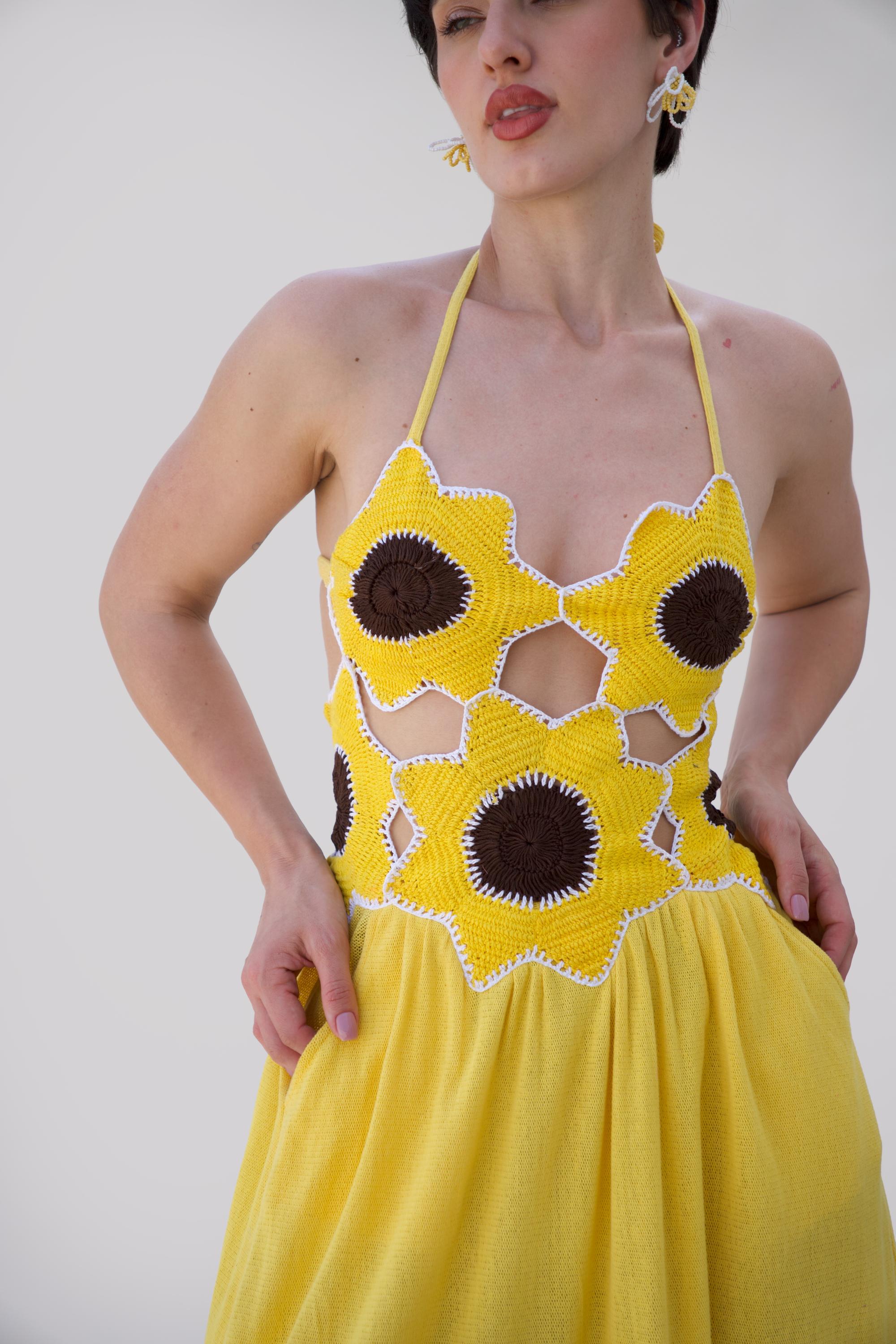 Yellow bonnes vacances sunflower maxi dress - Essgee Yellow bonnes vacances sunflower maxi dress - Essgee