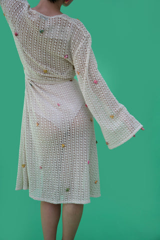 White bonnes vacances emra kimono