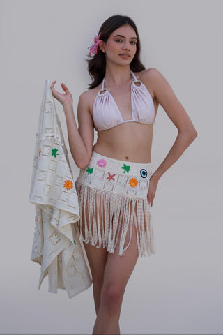 White bonnes vacances chella kimono with skirt