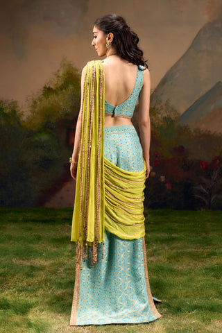 Skirt Set for Indian Wedding – Multicolor Naad Tarang by Muskkaan Kapadia