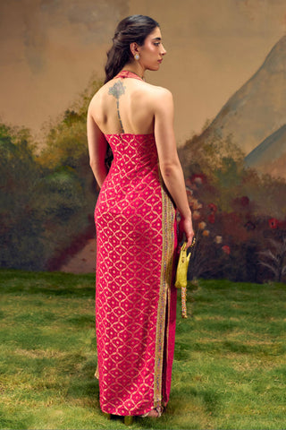 Dress for Festive Wear – Pink Naad Sakhi by Muskkaan Kapadia
