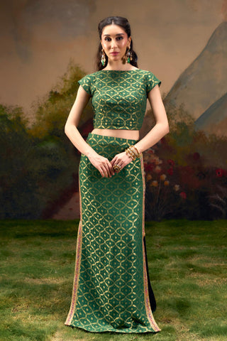 Green Banarasi Bandhani Lehenga Set by Muskkaan Kapadia