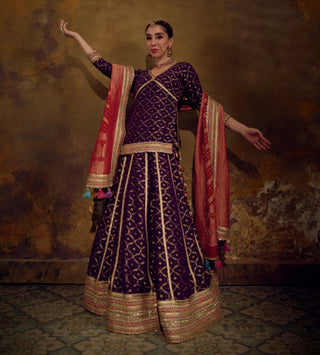 Red and Purple Banarasi Bandhani Lehenga Set by Muskkaan Kapadia