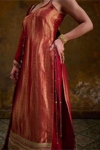 Red Tanchhoi Silk Kurta Set with Chiffon Dupatta by Muskkaan Kapadia
