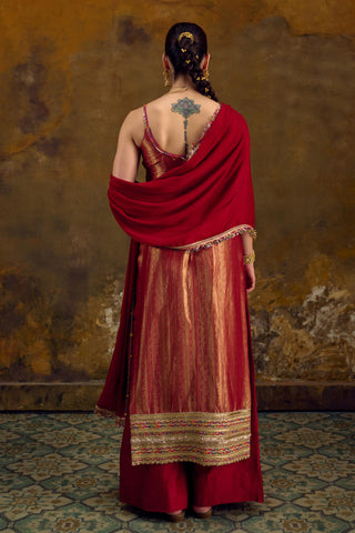 Red Tanchhoi Silk Kurta Set with Chiffon Dupatta by Muskkaan Kapadia