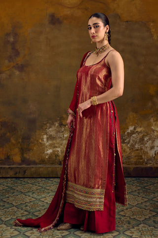 Red Tanchhoi Silk Kurta Set with Chiffon Dupatta by Muskkaan Kapadia