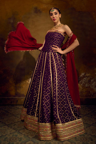 Red and Purple Banarasi Bandhani Lehenga Set by Muskkaan Kapadia