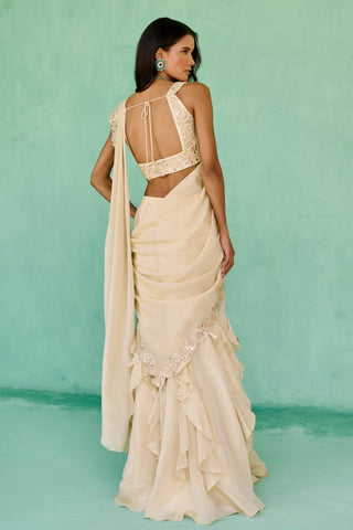 Pre Drape Saree Indian Wedding - Ivory Ziya Saree by Chamee & Palak