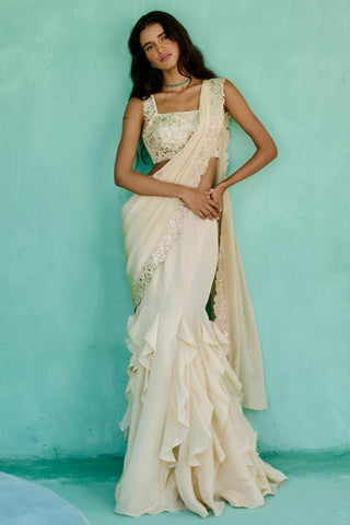 Pre Drape Saree Indian Wedding - Ivory Ziya Saree by Chamee & Palak
