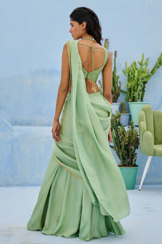 Pre Drape Saree Indian Wedding - Green Haseen Saree by Chamee & Palak