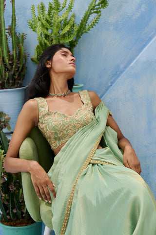 Pre Drape Saree Indian Wedding - Green Haseen Saree by Chamee & Palak