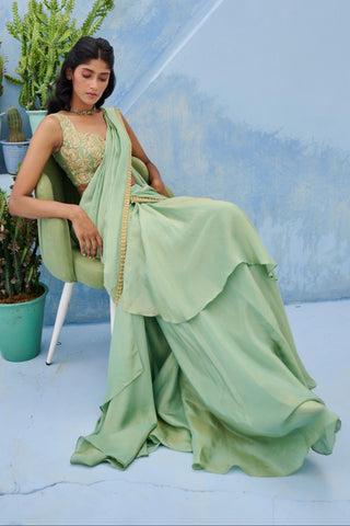 Pre Drape Saree Indian Wedding - Green Haseen Saree by Chamee & Palak