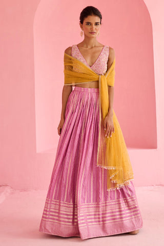 Lehenga Set Indian Wedding - Purple Hunar Lehenga by Chamee & Palak