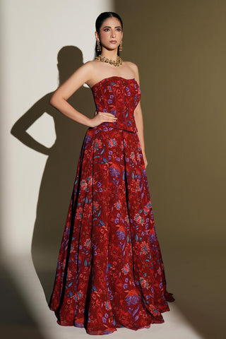 Lehenga Indian Wedding - Red Scarlet Lehenga by Kiyohra