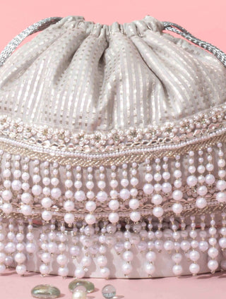 Silver sia pearl potli