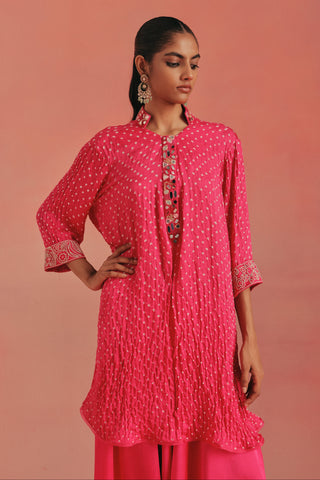 Waist-up front view of the kurta with a mirror work placket, bubblegum pink ziya mirrorwork hi-low kurta set by Twenty Nine at Mrs. G
